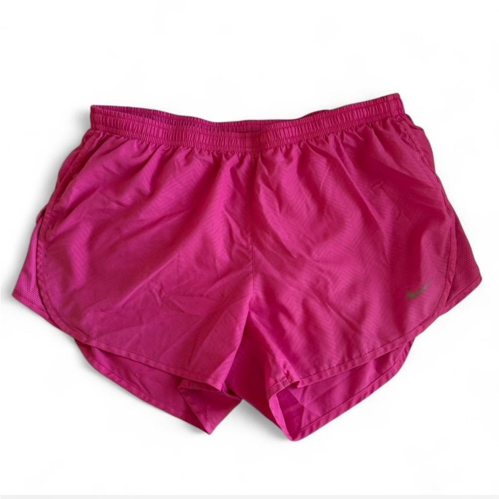 Nike Women's Dri-Fit Hot Pink Athletic Shorts Size M 90s Y2K Gym